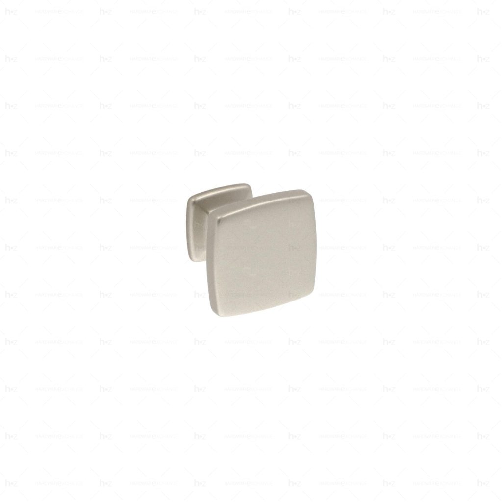 Boutons pour meubles en zamac  Diamètre 28 x 24  Alucover platine