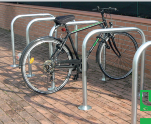 Support vélos tubulaire sans barre tansversale fixation a visser