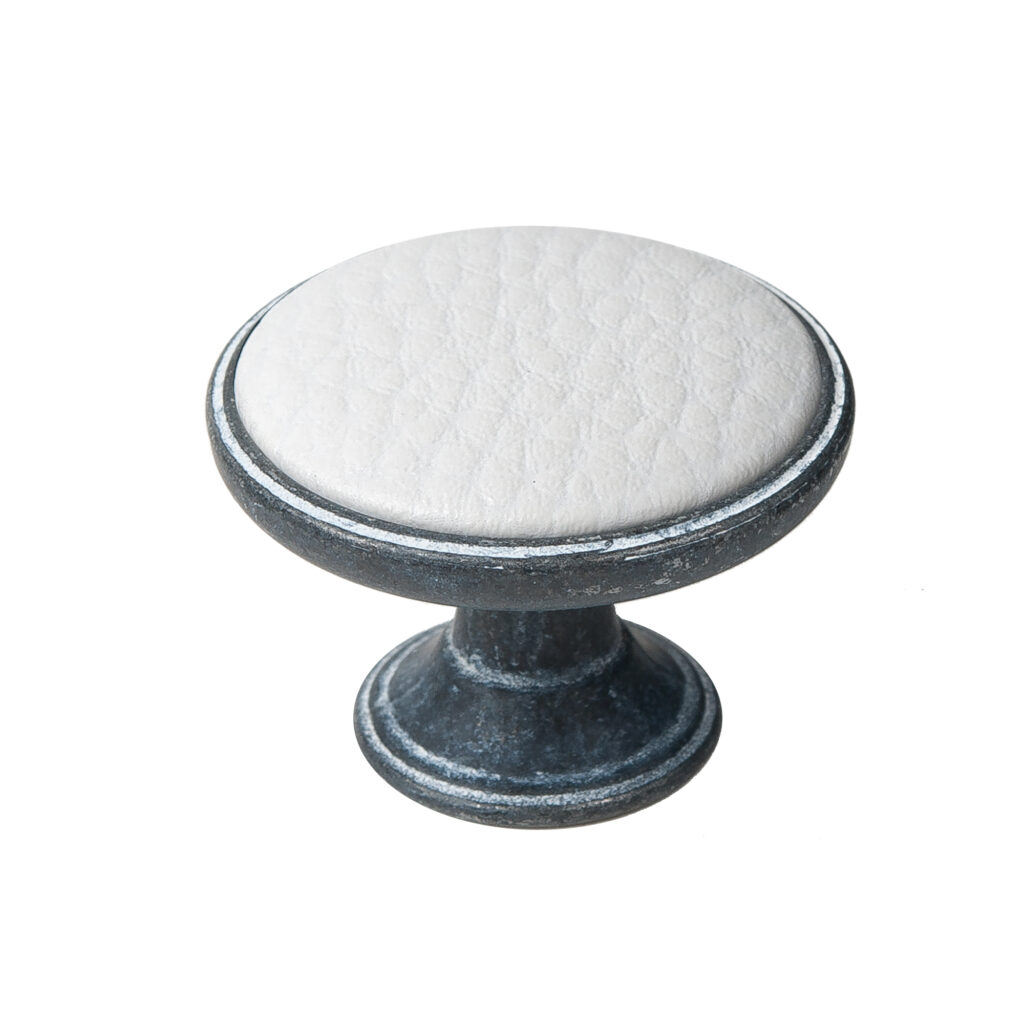 Bouton de meuble zamac diamètre métal 37 mm oxydé decapé-peau synth blanclot de 12 piéces - Zamak