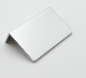 Poignée de meuble en zamac E 32 mm CHROME MAT – Gris / argent, Zamak