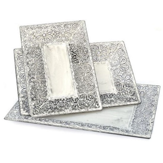 3 plateaux métal blanc 35,5x24 x h3,5cm plus 40,5x27,5 x h3,5cm plus 46x30,5 x h3,5cm. - Afbeelding 2